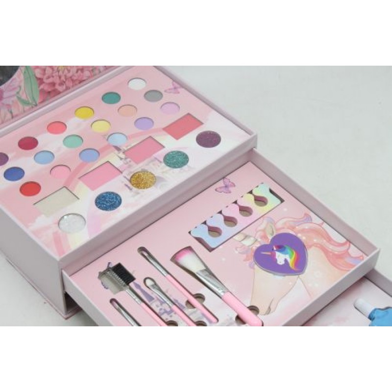Набір косметики в коробці "Makeup box" Комбінований Різнобарв'я (203318)