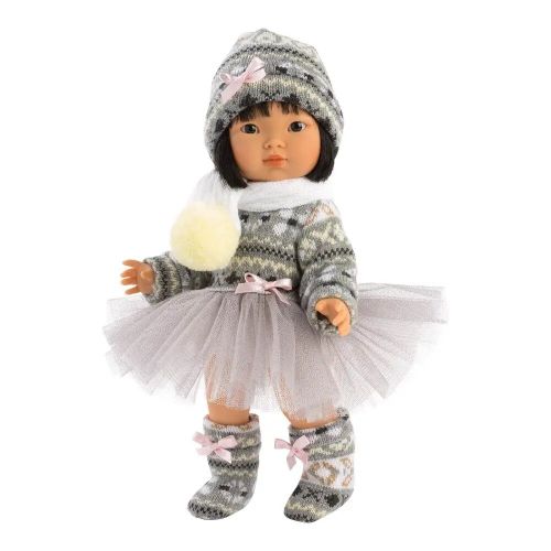 Лялька Lu, азіатка, в теплому одягу Комбінований Різнобарв'я (195946)