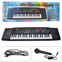 Синтезатор 3738 44 клавіші, мікрофон, демо, запис, 2 види, від мережі, кор., 78-24-9 см.